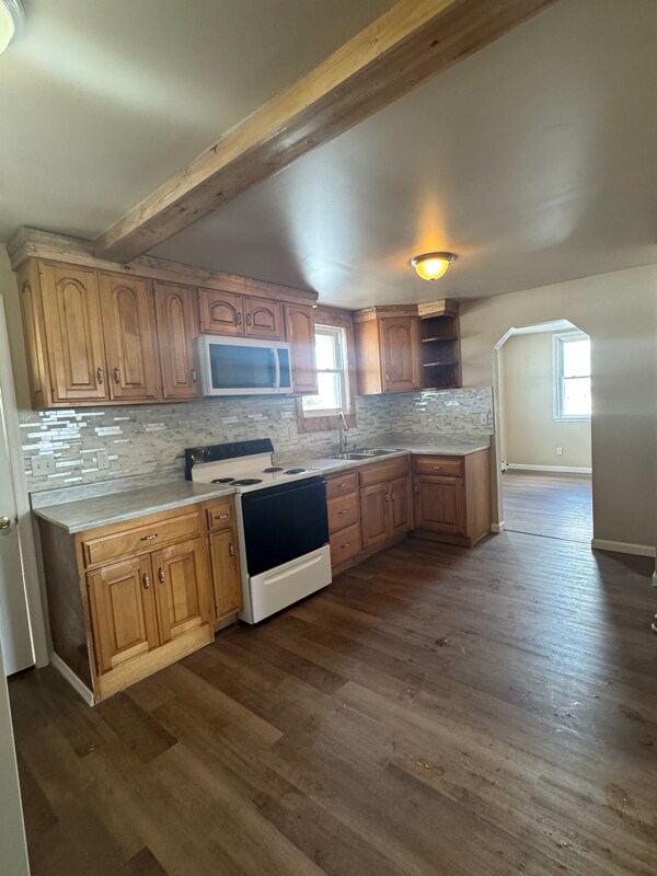 Foto del edificio - 517 Genet St