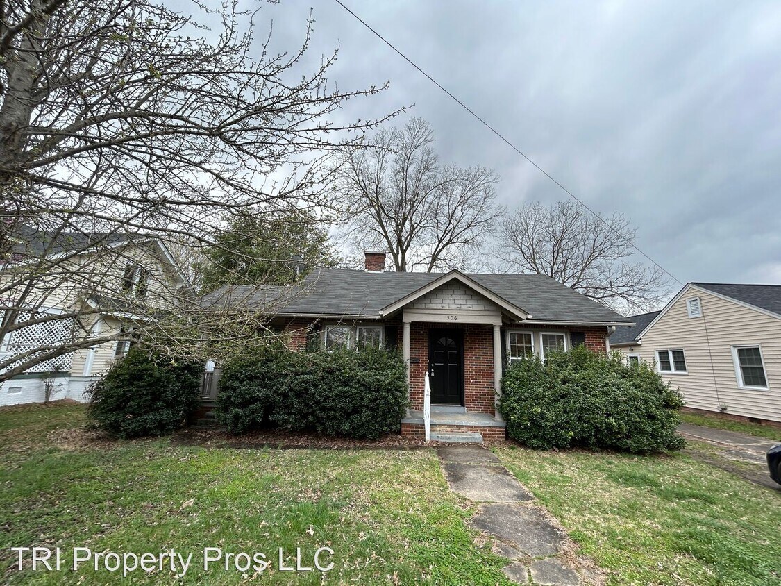 506 Hillcrest Ave, Burlington, NC 27215 House Rental in Burlington