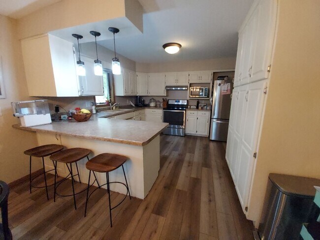 Foto del edificio - Nice 4 Bedroom 2 Bathroom house in Hudson