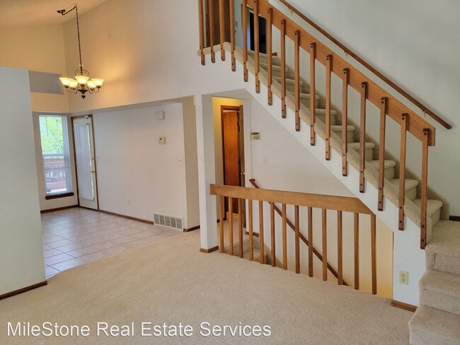Building Photo - 4 br, 3 bath House - 1830 Seven Arrow Drive