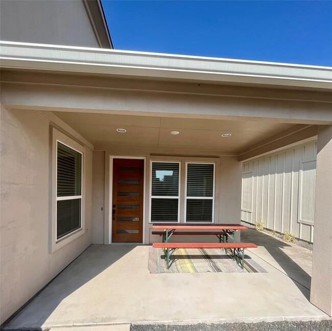 Building Photo - 109 Francesco Ln