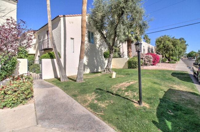 Building Photo - 4850 N 73rd St