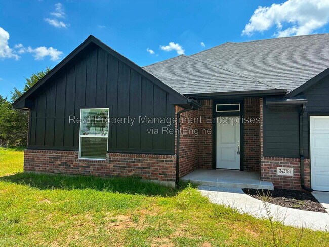 Building Photo - 343751-34E870 E870 Rd