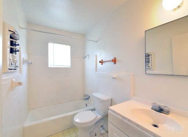 Foto del edificio - 5441 Pardee St