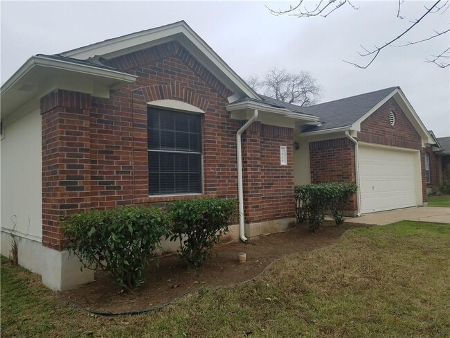 Building Photo - 1609 Honeysuckle Ln