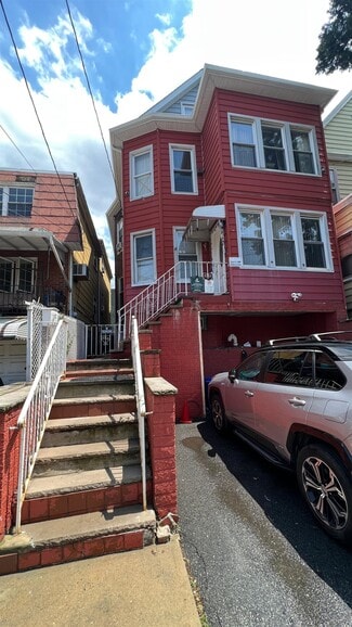 Building Photo - 256 Liberty Ave