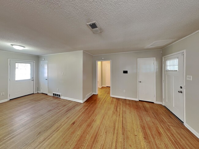 Foto del edificio - 5040 Sea Isle Rd