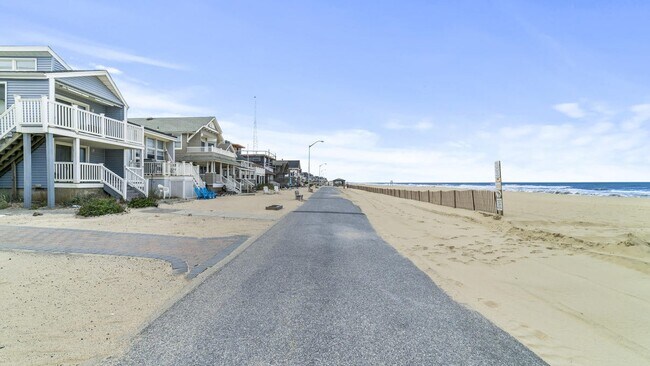 Foto del edificio - 171A Beachfront-