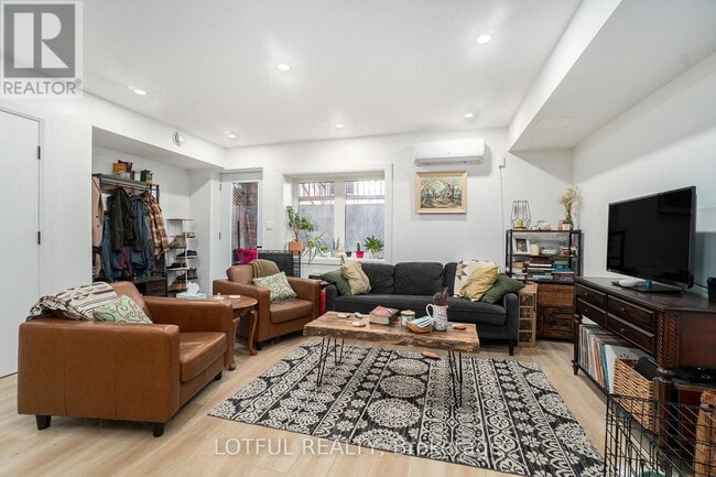 Building Photo - 317 Lincoln Ave