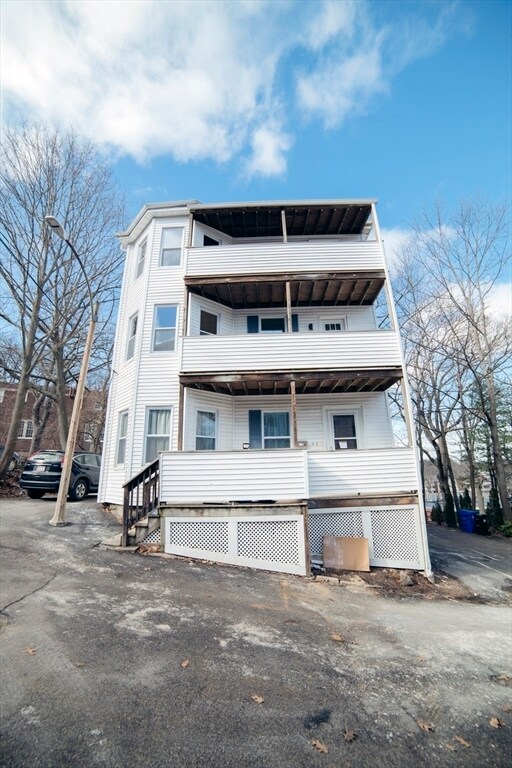 Building Photo - 14 Duffley Ct