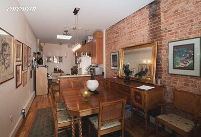 Foto del edificio - 258 W 123rd St