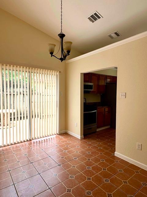 Building Photo - 3701 Leafield Dr