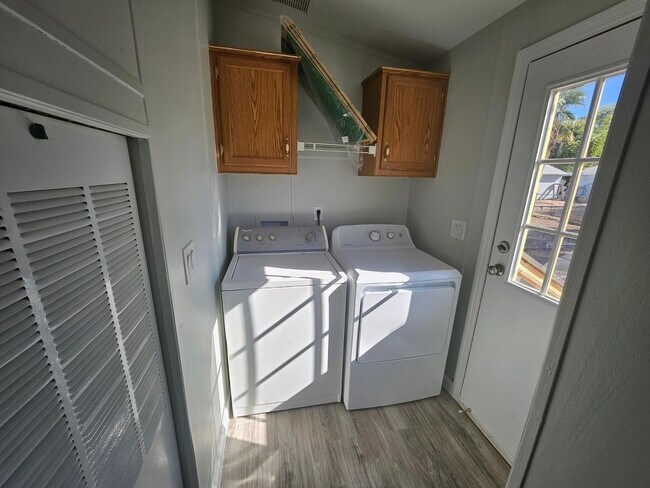 Foto del edificio - 725 S 97th Way