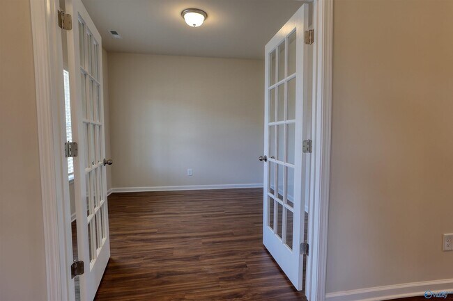 Foto del edificio - 13918 Hickory Brk Rd
