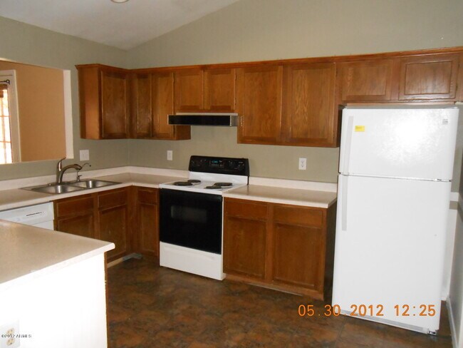 Foto del edificio - 6850 W Sunnyside Dr