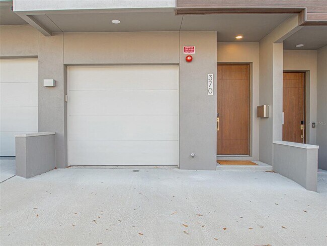 Foto del edificio - 370 6th St S