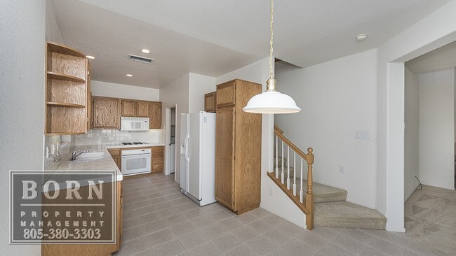 Building Photo - 5624 Sienna Way