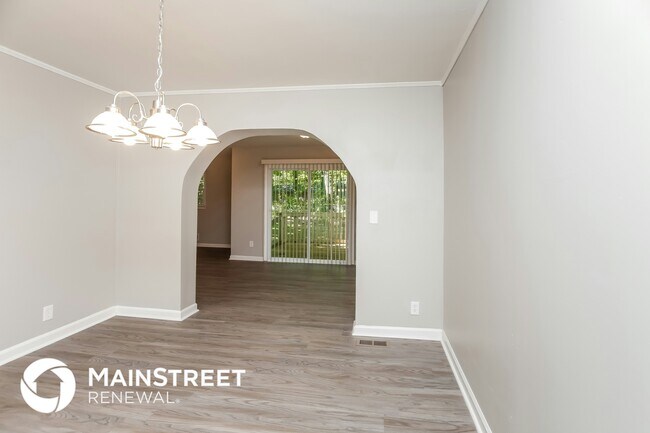 Building Photo - 532 Stonewood Dr