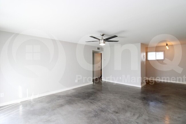 Building Photo - 45 E Lexington Ave