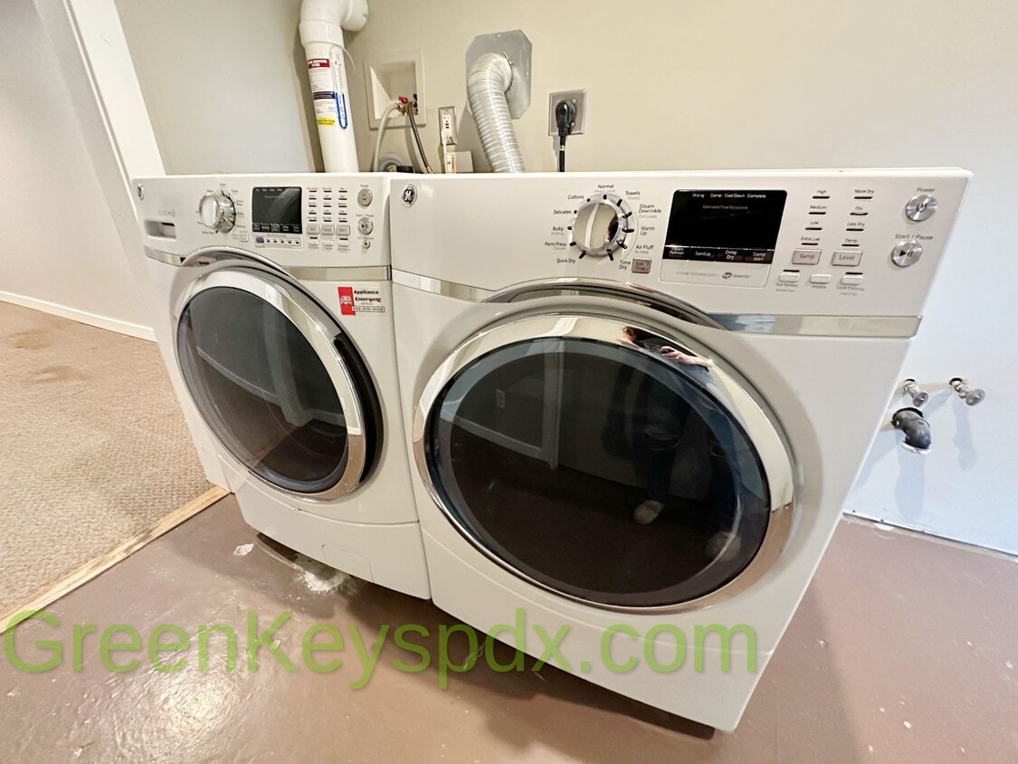 Primary Photo - 3-bedroom, 2.5-bathroom Craftsman house in...