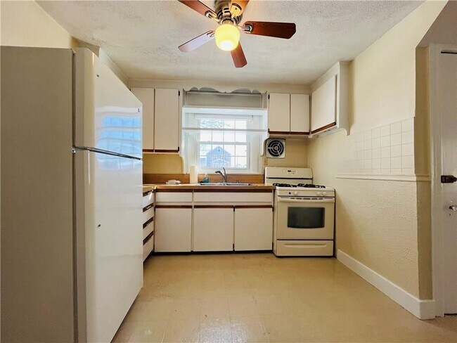 Foto del edificio - 184 Vincent Ave