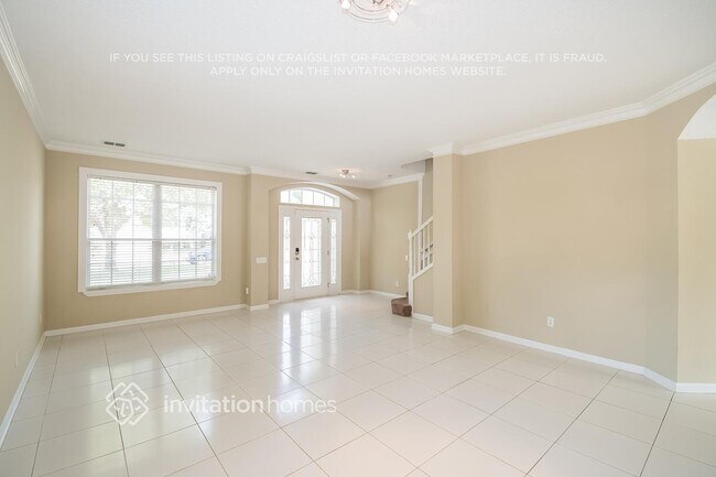 Building Photo - 812 Lapoma Way