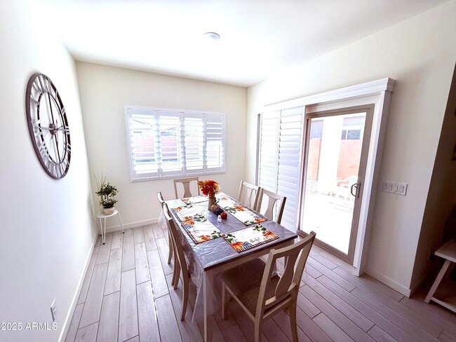 Foto del edificio - 35377 W Santa Monica Ave