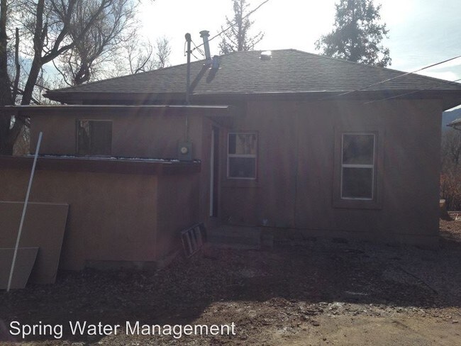 Building Photo - 138 W Ramona Ave