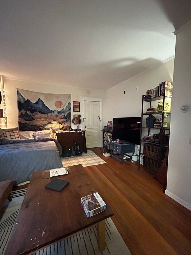 Building Photo - 41 Cornell St