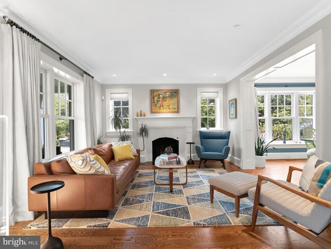 Foto del edificio - 4400 Elm St