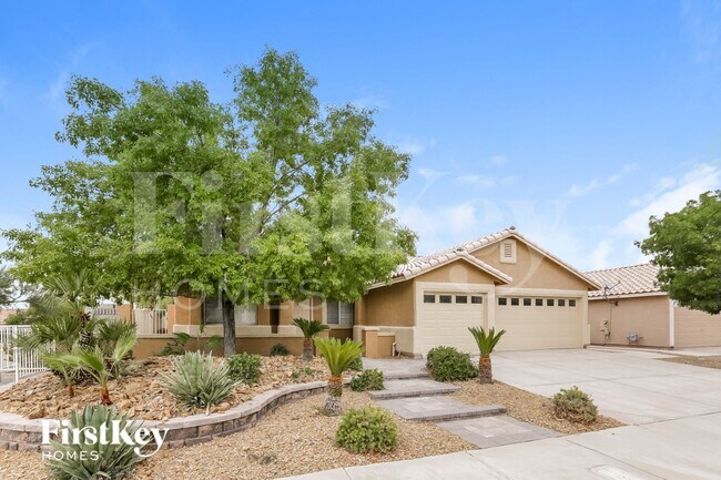 Foto del edificio - 1066 Oak Shade Ln