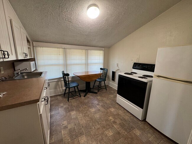 Foto del edificio - 630 NE Lincoln St