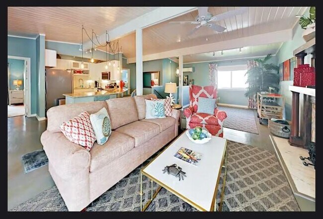 Building Photo - 2611 Avenue Q