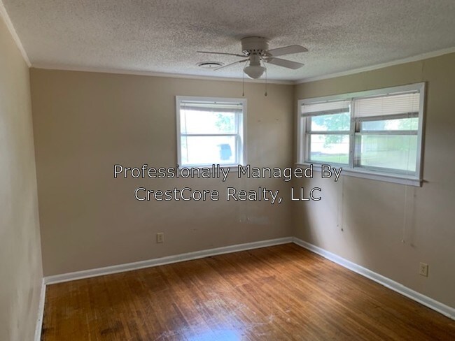 Building Photo - 876 Craigwood Dr