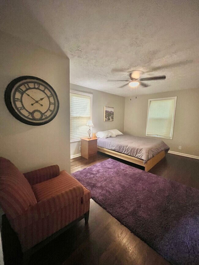 Foto del edificio - 1518 Columbia Cir