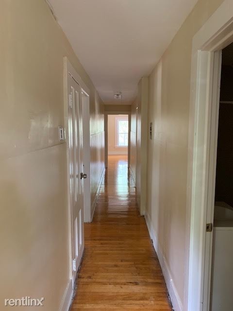 Building Photo - 2 br, 1 bath  - 198 Edgewood Ave # 3