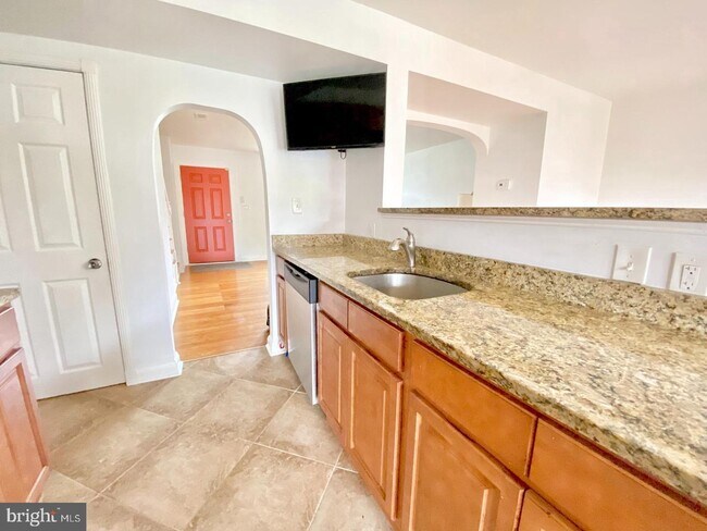 Foto del edificio - 2507 N Rosedale St