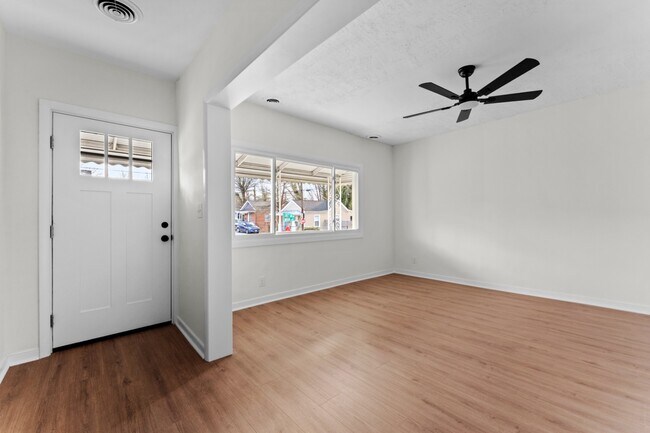 Foto del edificio - Trek Rentals