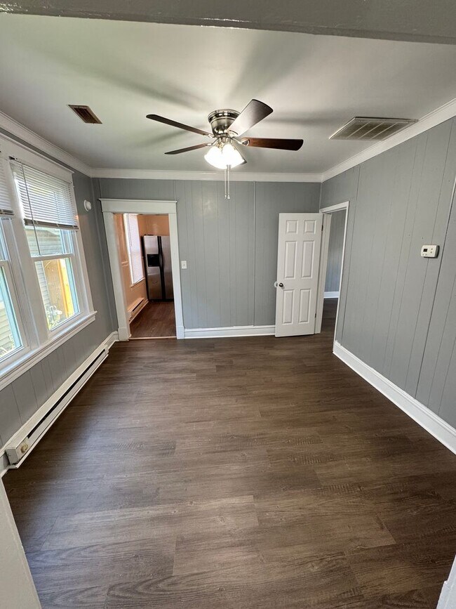 Foto del edificio - Beautiful 2 bed 2 bath house in Churchill