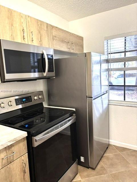 Building Photo - 14367 SW 120th Ct