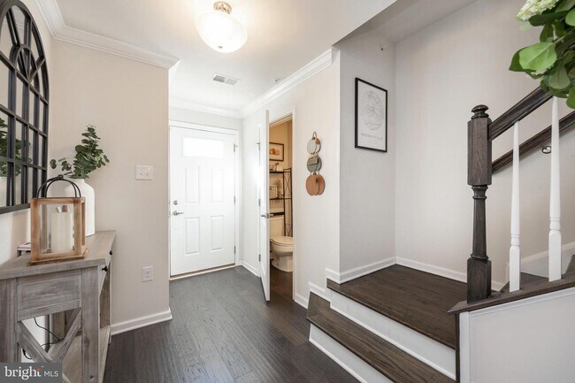 Foto del edificio - 101 Simmons Aly