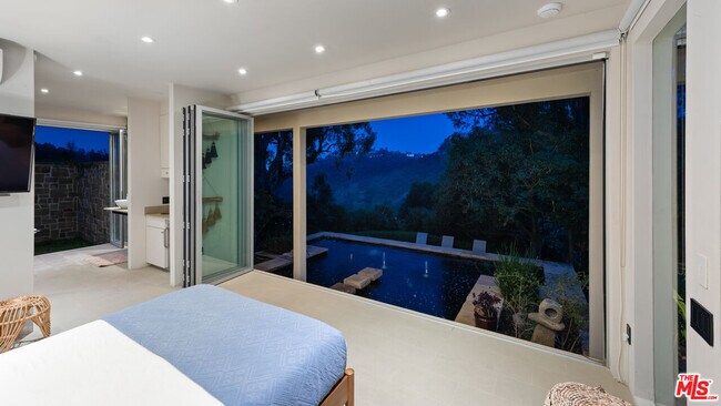 Foto del edificio - 10556 Fontenelle Way