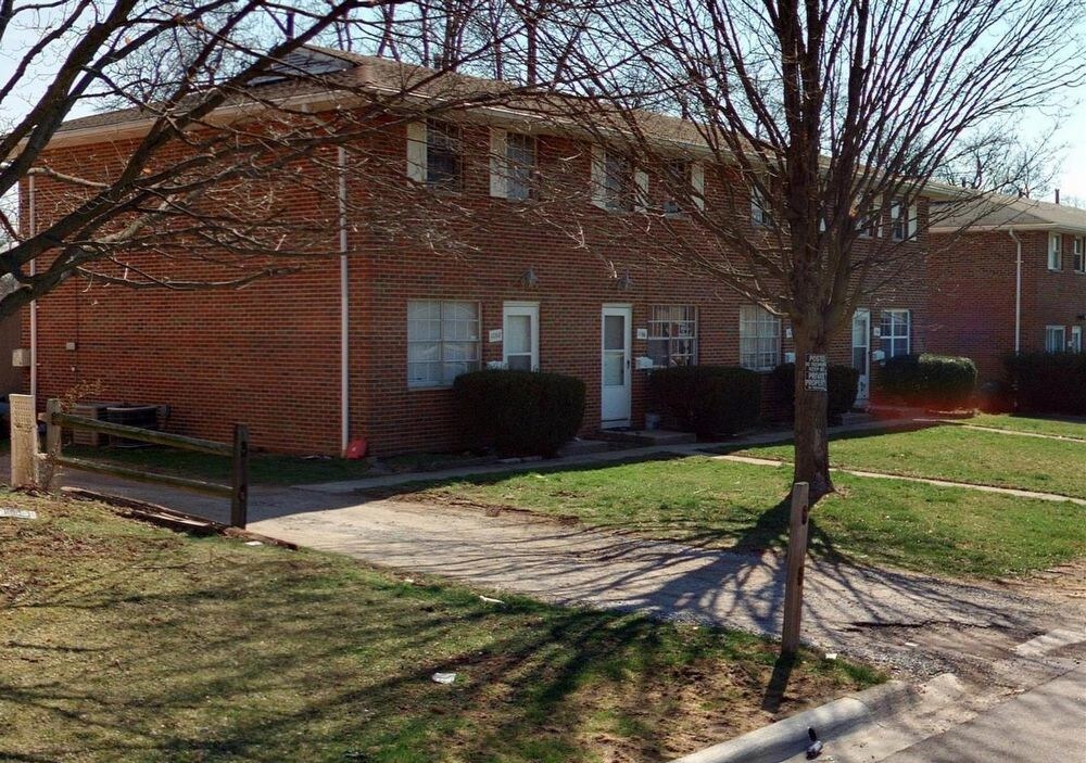 Primary Photo - 1158 McCarley Drive East