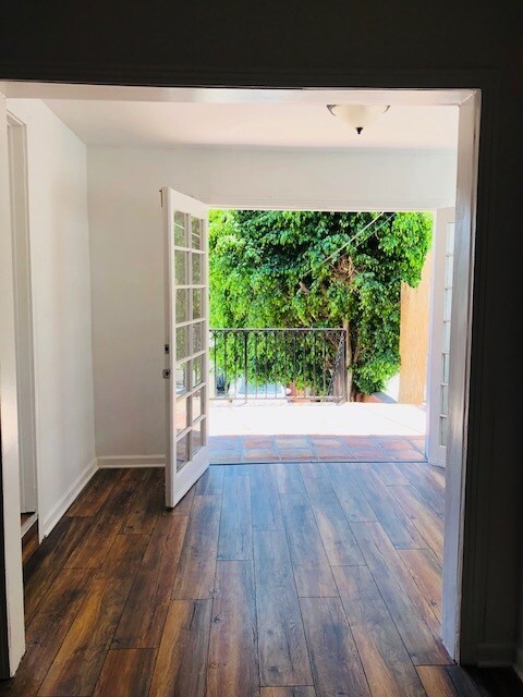 Foto del edificio - 1534 1/2 Allesandro St