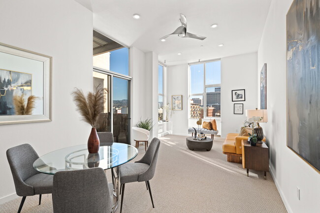 Foto del edificio - 630 Thomas L Berkley Way