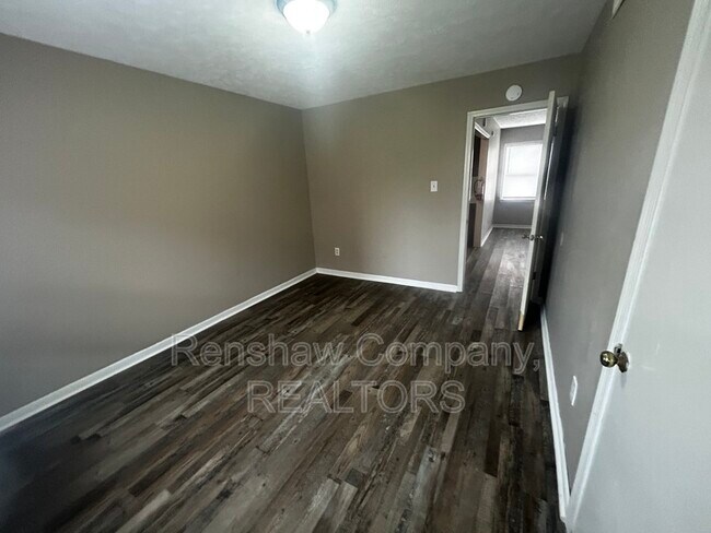 Foto del edificio - 276 Greenfield Dr