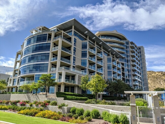 Building Photo - 140 E Rio Salado Pkwy