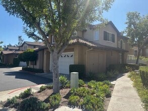 Building Photo - 102 Mira Mesa