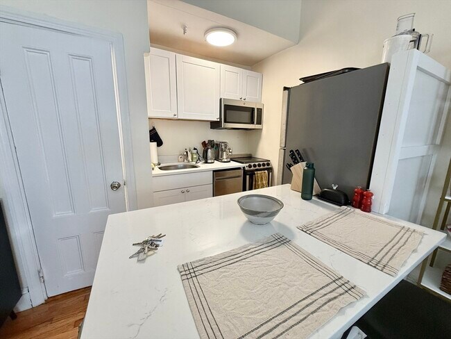 Foto del edificio - 337 Beacon St