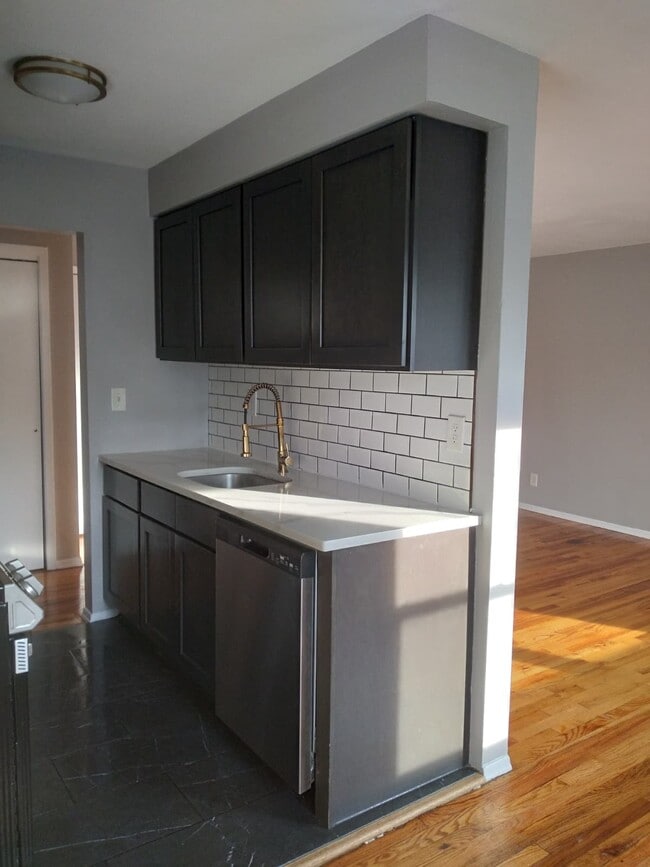 Foto del edificio - 720 Westfield Ave